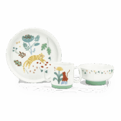 Set vaisselle porcelaine La Forêt Mawa – service repas enfant assorti avec assiette, bol et tasse – Moulin Roty – La Maison de Zazou – Rennes