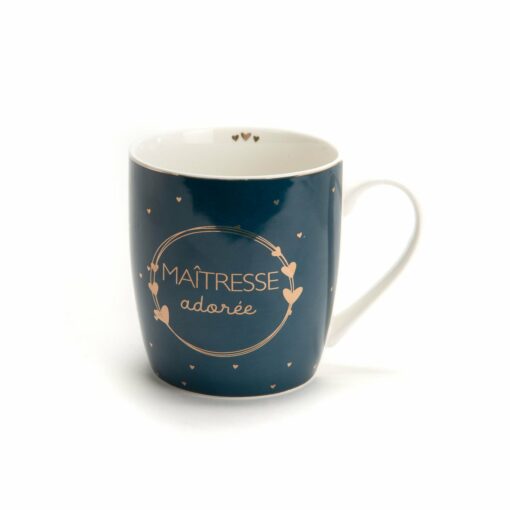 a table - mug en porcelaine - maitresse adoree love - amadeus - la maison de zazou