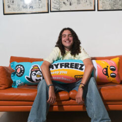 OMY Freezy – AirCollection – coussin décoratif gonflable pop et confortable en PVC sans phtalates – OMY – La Maison de Zazou – Rennes