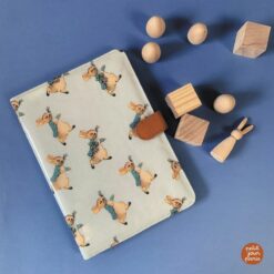 protège carnet de santé - pierre lapin - petit jour paris - la maison de zazou